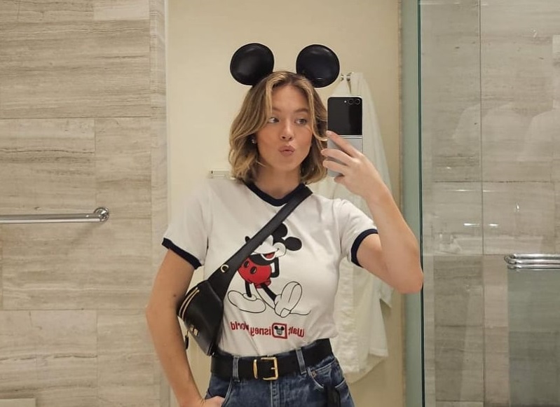 Сидни Суини се забавлява като дете в Дисниленд 