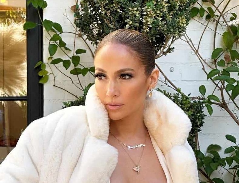 Джей Ло възпя любовта си с Бен Афлек в песен