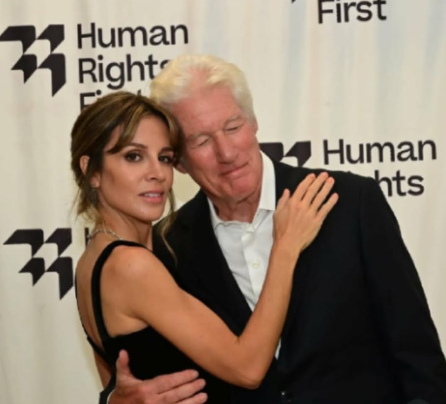 Съпругата на Ричард Гиър показа порасналите им синове 