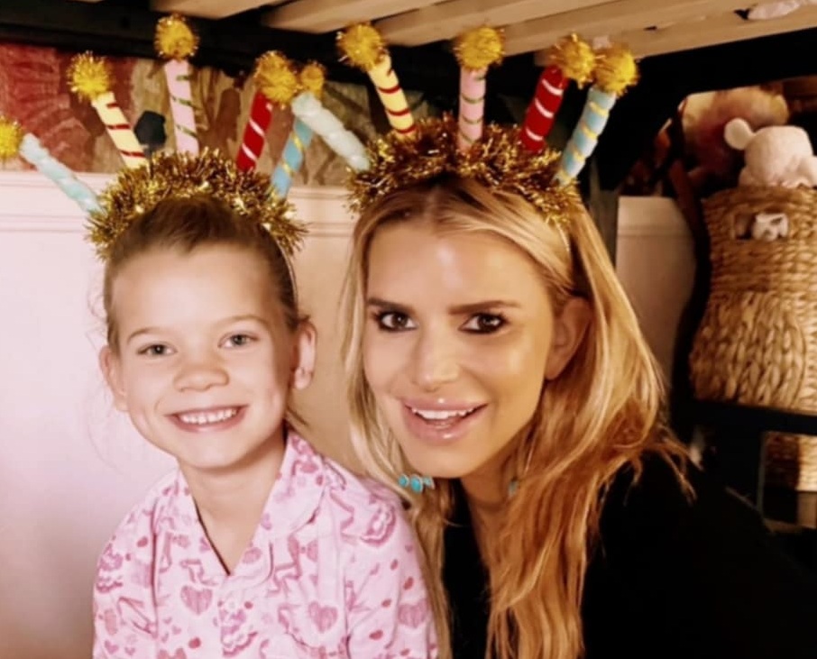 Джесика Симпсън отпразнува рождения ден на най-малката си дъщеря  