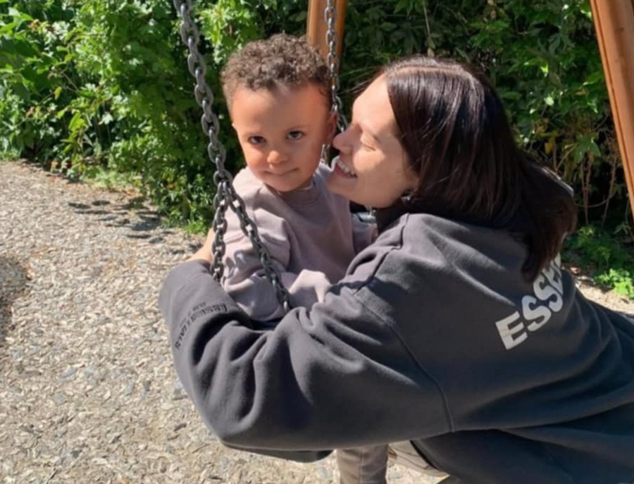 Джеси Джей: Диагнозата ми е рак на гърдата