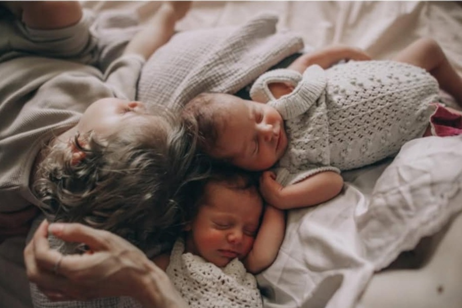 Даяна Ханджиева: Леглото ни е тясно