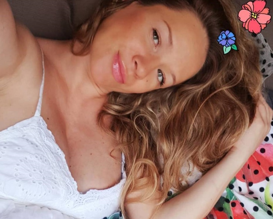 Лора Караджова роди син 