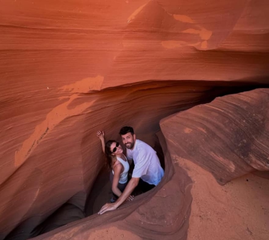 Жерар Пике и Клара Киа на почивка в Аризона