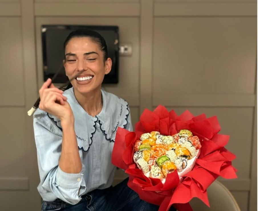 Емануела Толева отвори вратата на дома си 