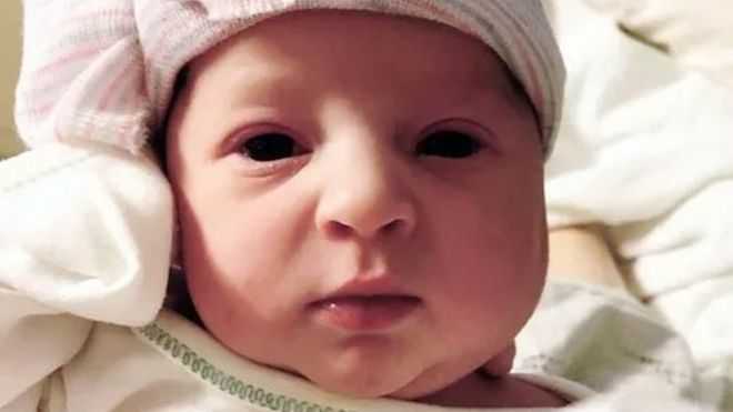 Чудо! Бебе се роди от ембрион, замразен преди 25 години 