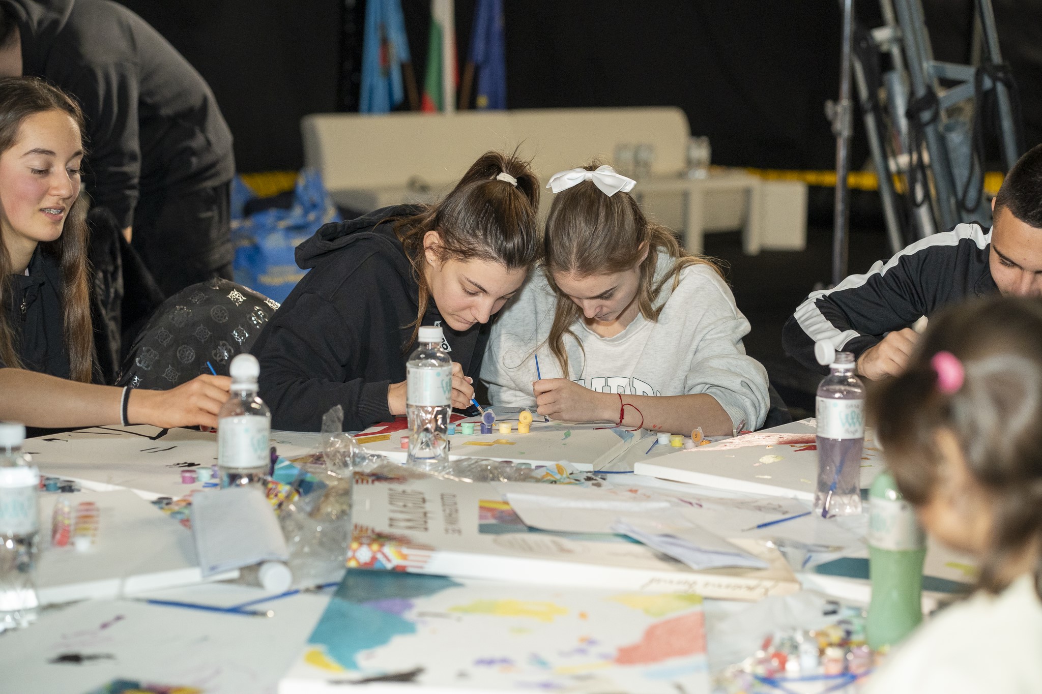 Над 200 ученици се включиха в „Голямото рисуване“