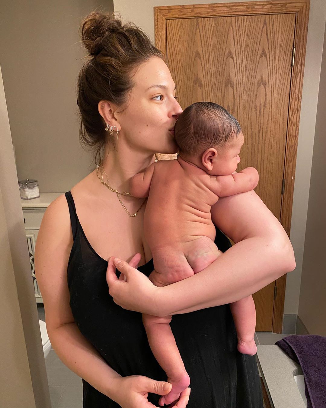  Ашли Греъм: Зарадвах се на бременността в последния триместър 
