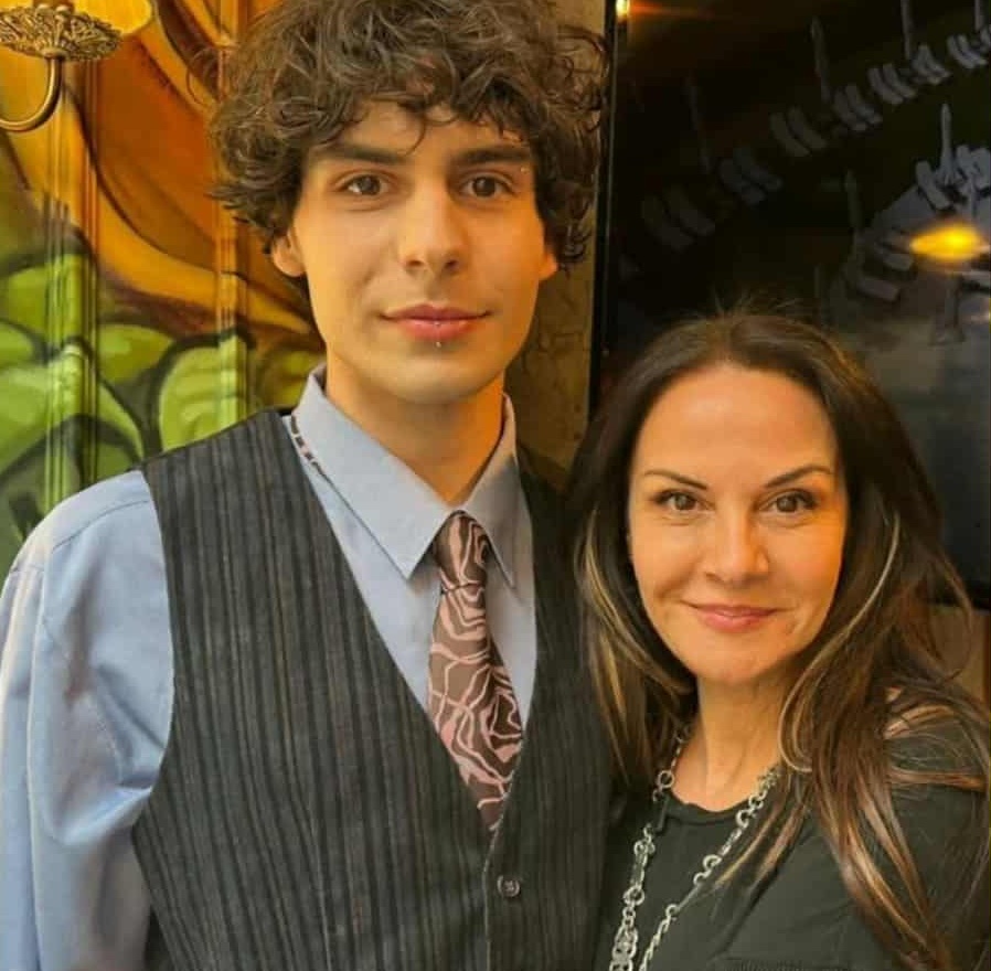 Синът на Гергана Стоянова навърши 19