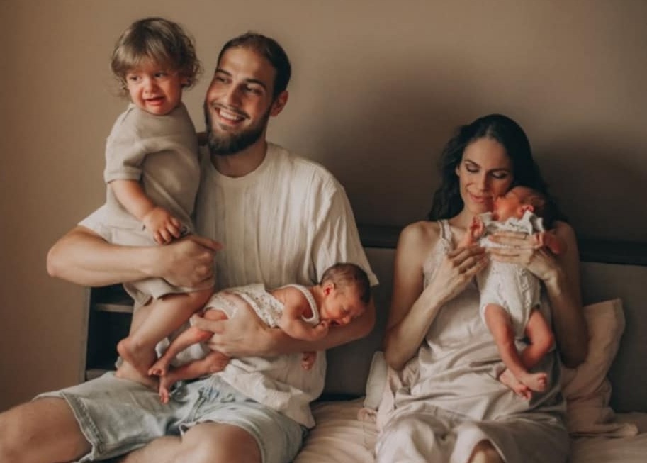 Даяна Ханджиева – един ден на семейството в снимки 