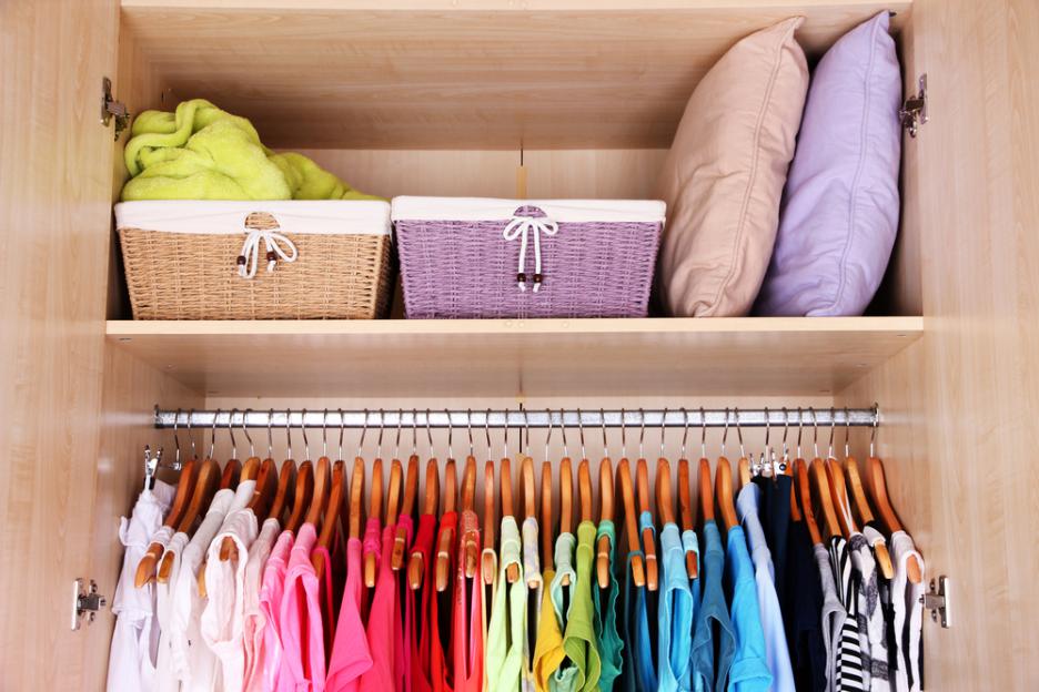 Колко често всъщност трябва да перете дрехите си? 