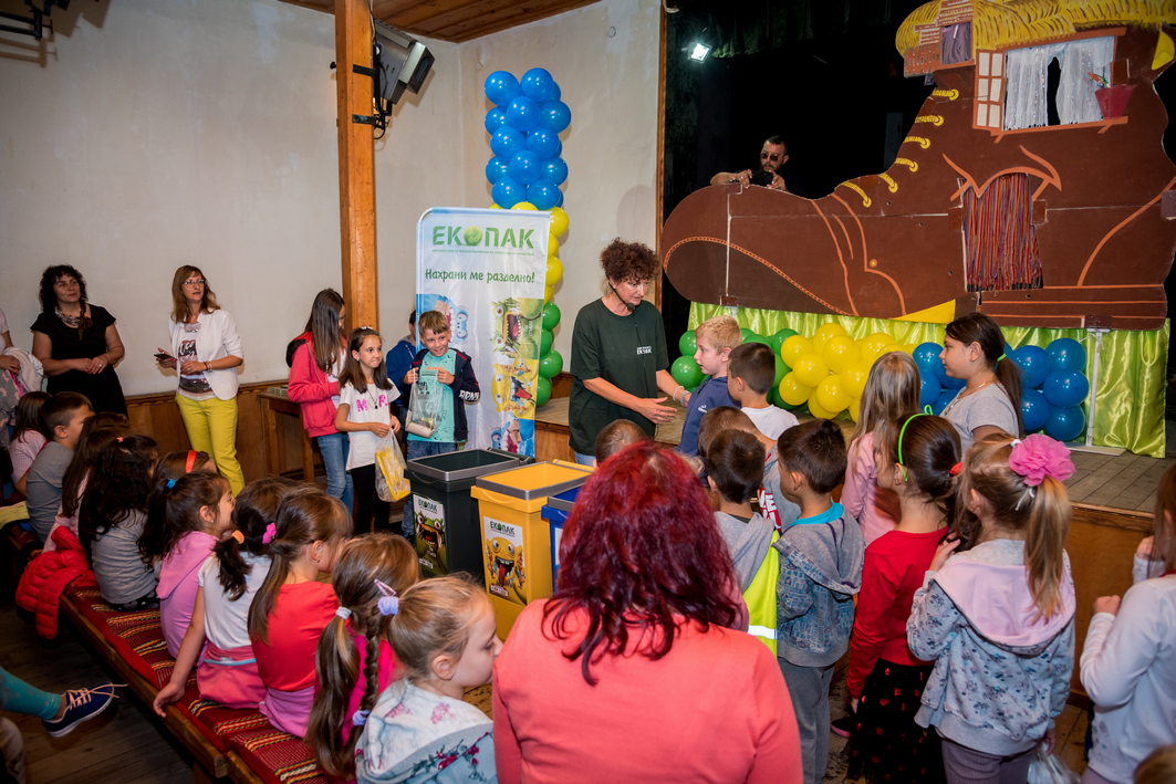 „Нахрани ме, ям разделно“ вдъхнови 9500 деца за разделно събиране на отпадъци