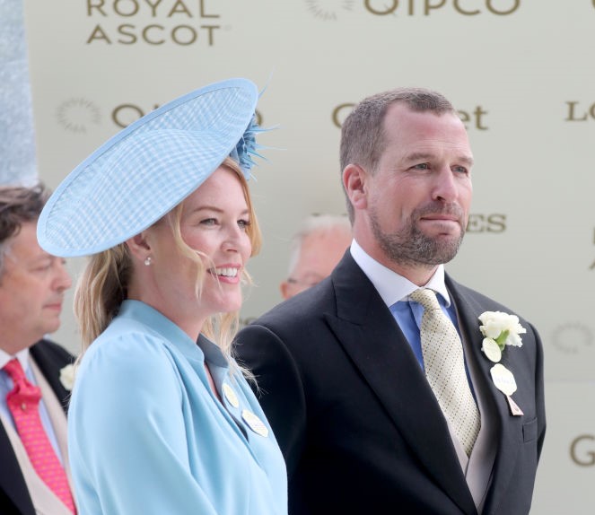 Зарязаха внука на Елизабет II 