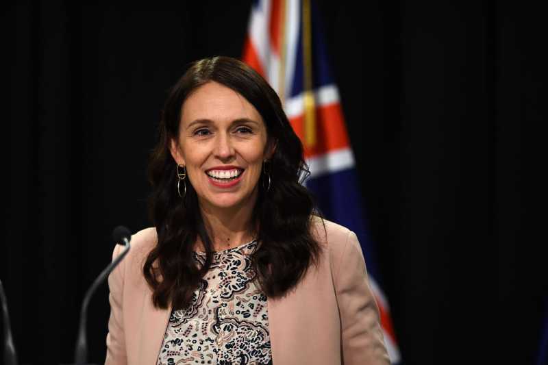 Премиерът на Нова Зеландия отговори на детско писмо: За жалост не изучаваме дракони 