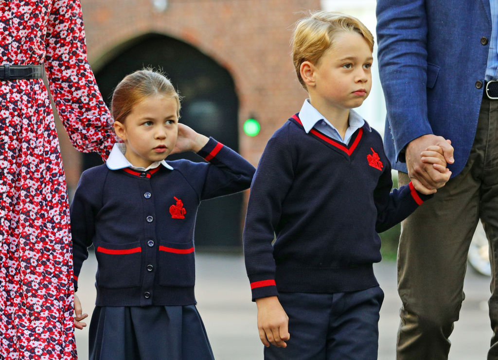 Родители на съучениците на принц Джордж и принцеса Шарлот написаха жалба срещу тях 