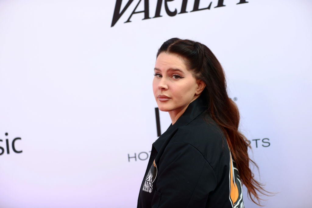 Лана Дел Рей говори за майчинството