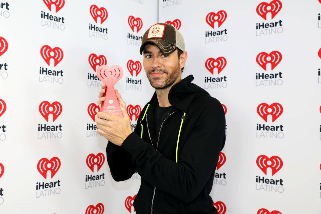 Енрике Иглесиас казва, че децата му едва сега осъзнават неговата слава