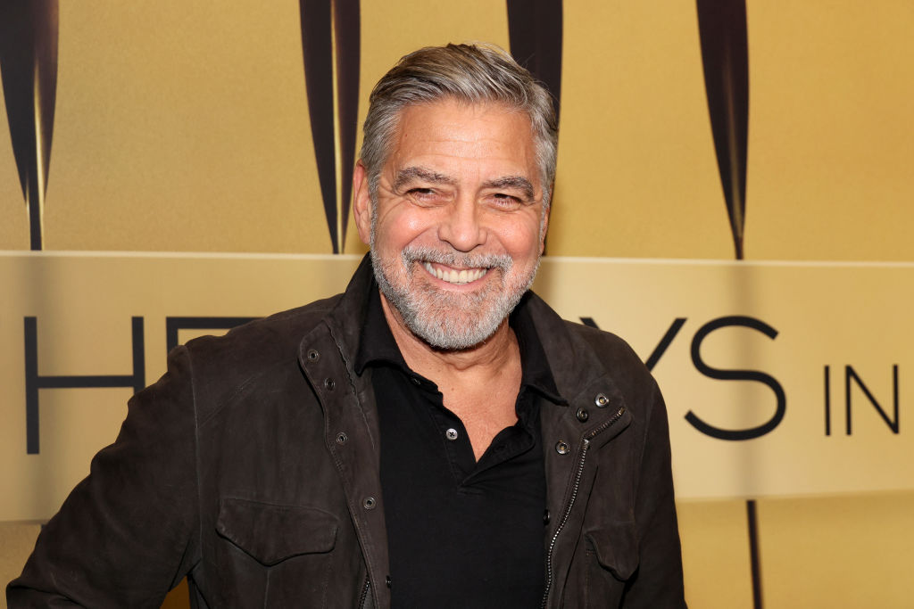  Джордж Клуни: Когато децата се държат лошо, звъня на Дядо Коледа 