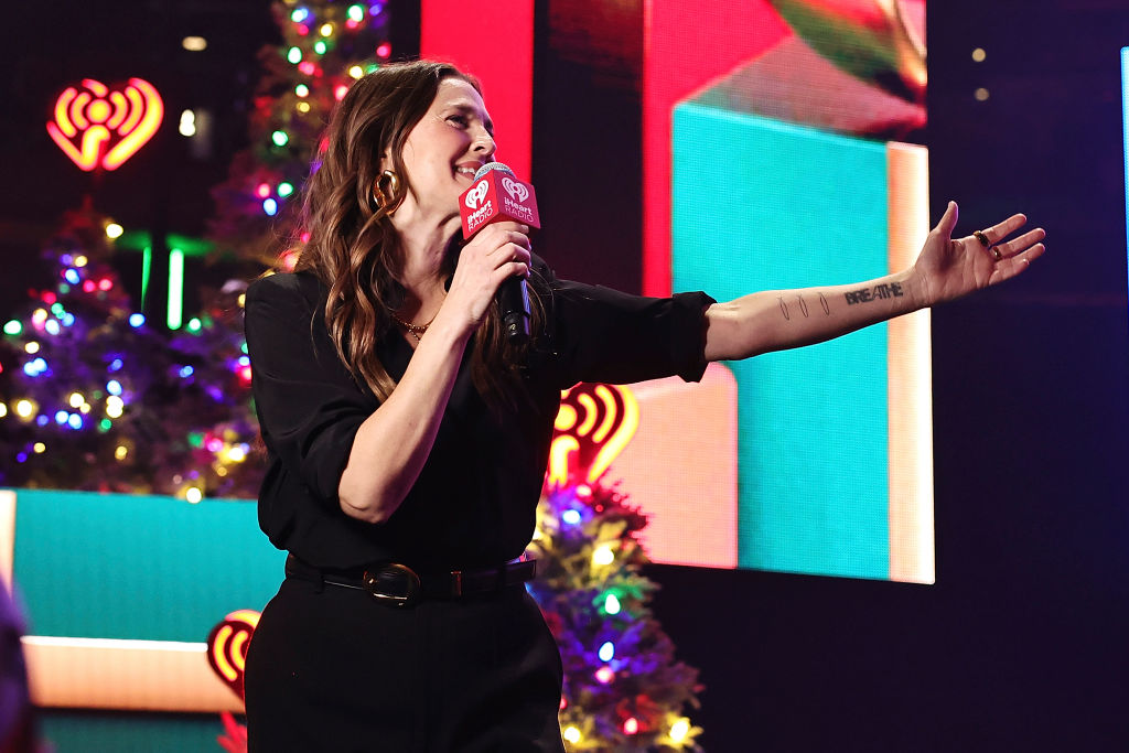 Дъщерите на Дрю Баримор й подготвиха сладка изненада за ЧРД 