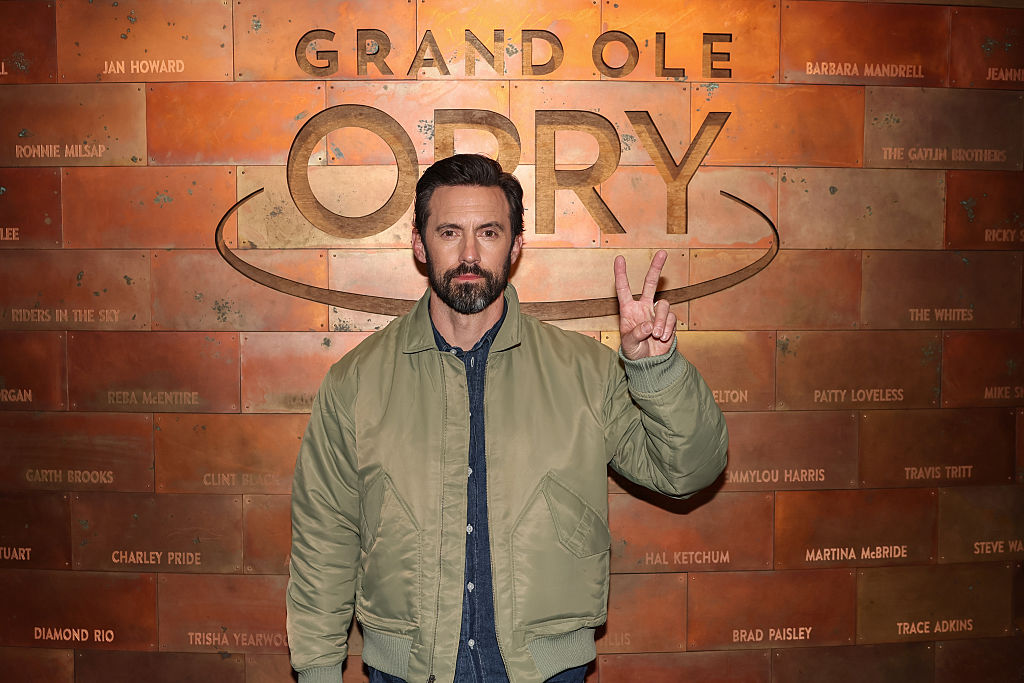 Майло Вентимиля започва да разбира емоциите на бащинството