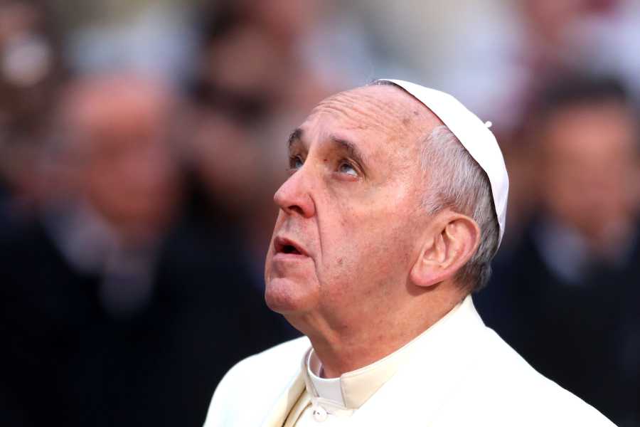 Папата: Родители, не осъждайте хомосексуалните деца 