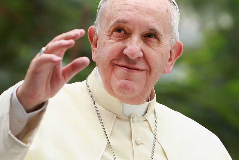Папата: Сексът е дар Божи, а не чудовище, нужно е обективно сексуално образование 