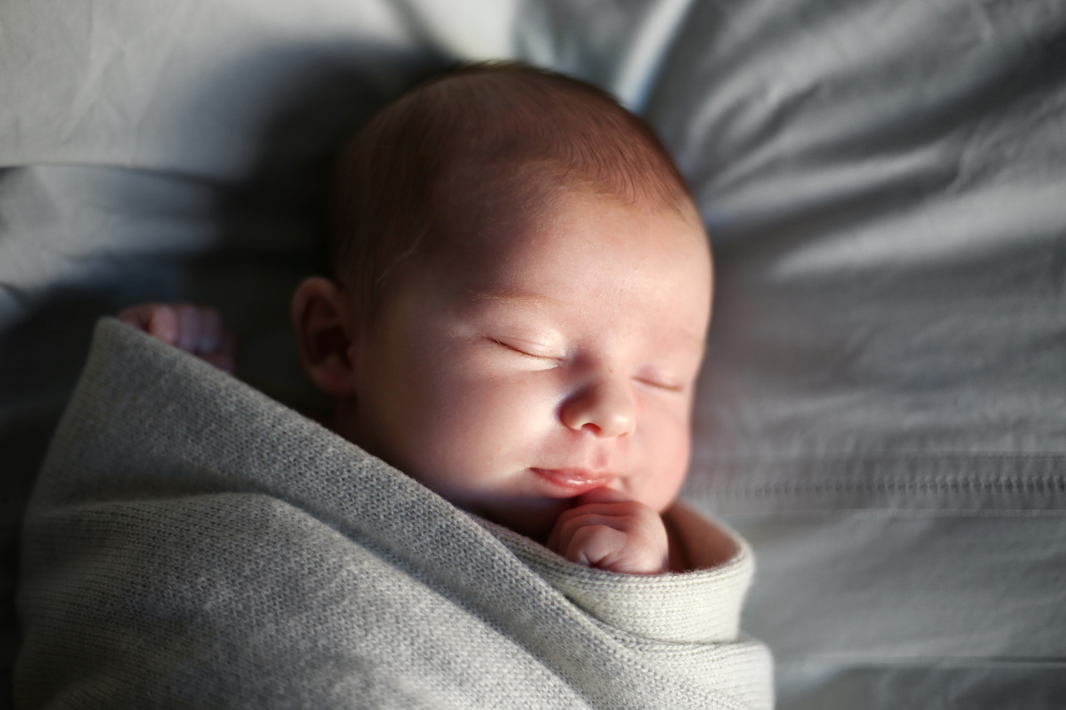 По корем или по гръб – как е добре да спи бебето 