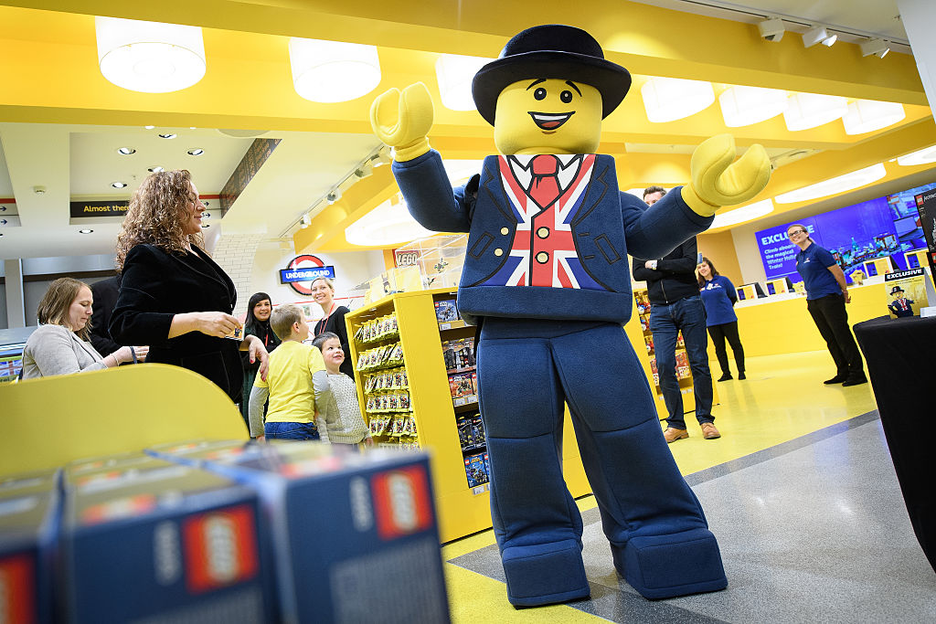 В Лондон отвори най-големият магазин на Lego 