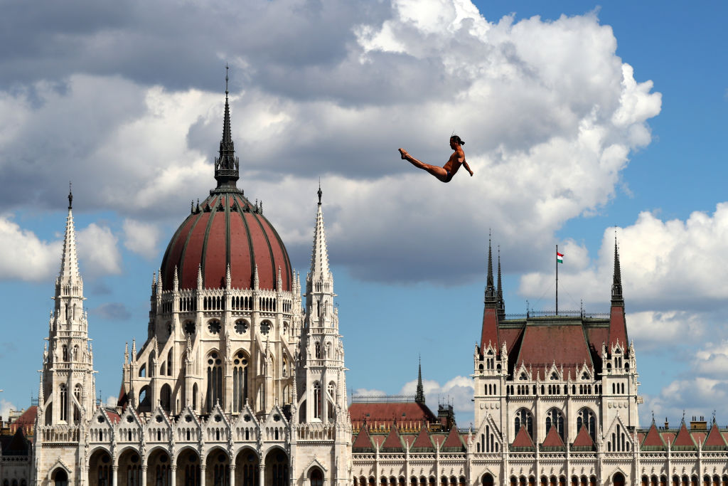 Скок във вода в Будапеща