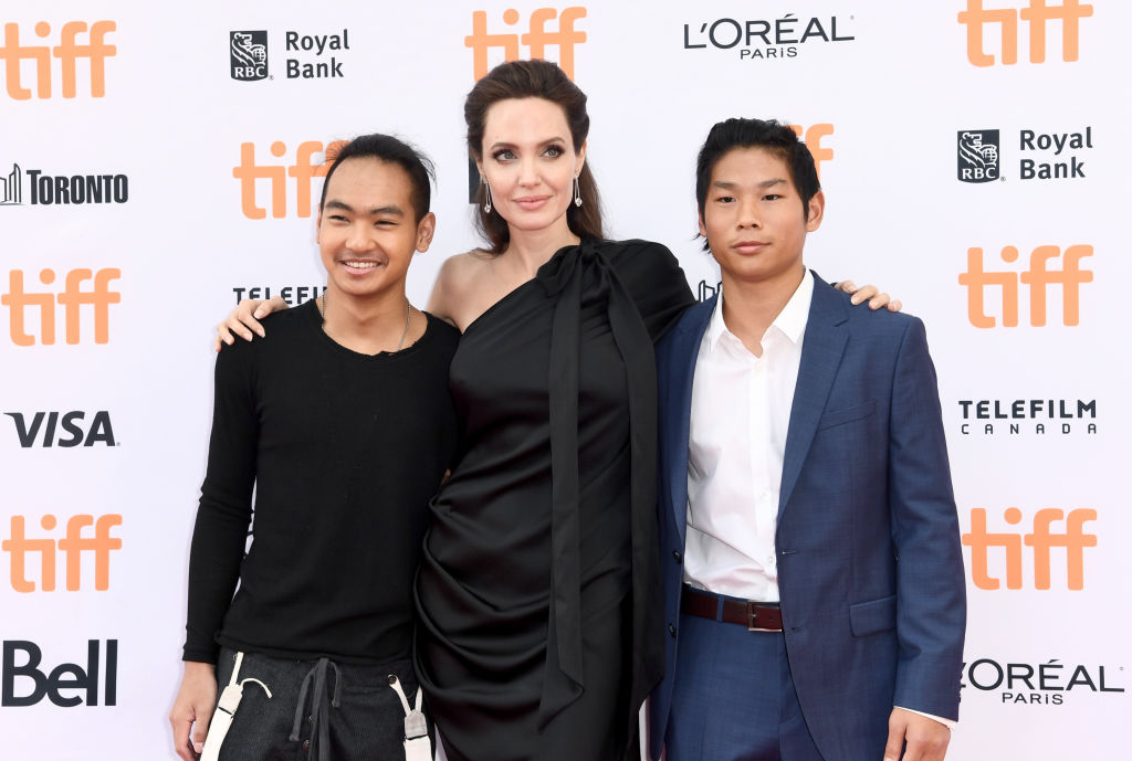 Анджелина Джоли оставя филмовата си компания на Мадокс  