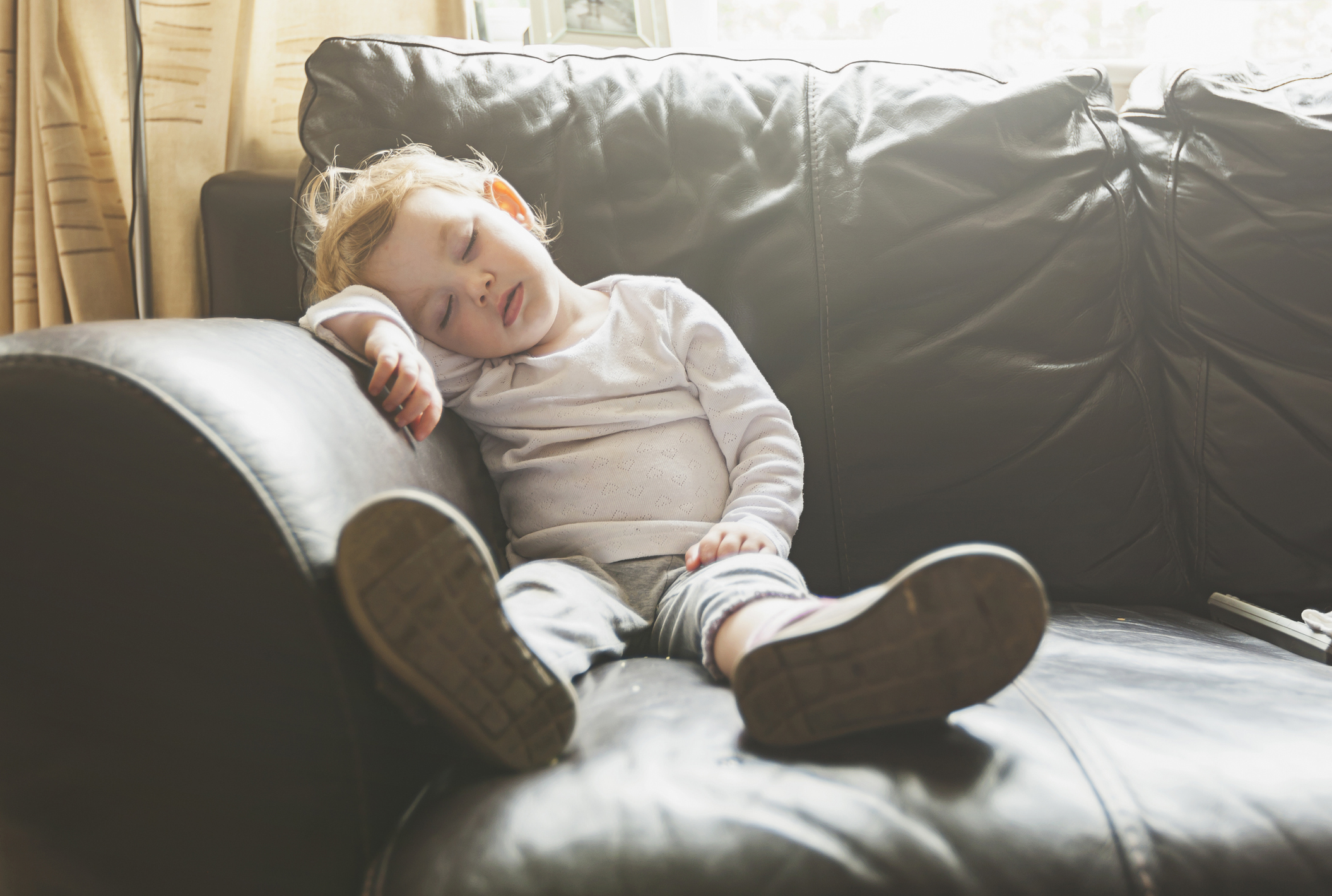 Как да помогнете на детето да спи спокойно и достатъчно  