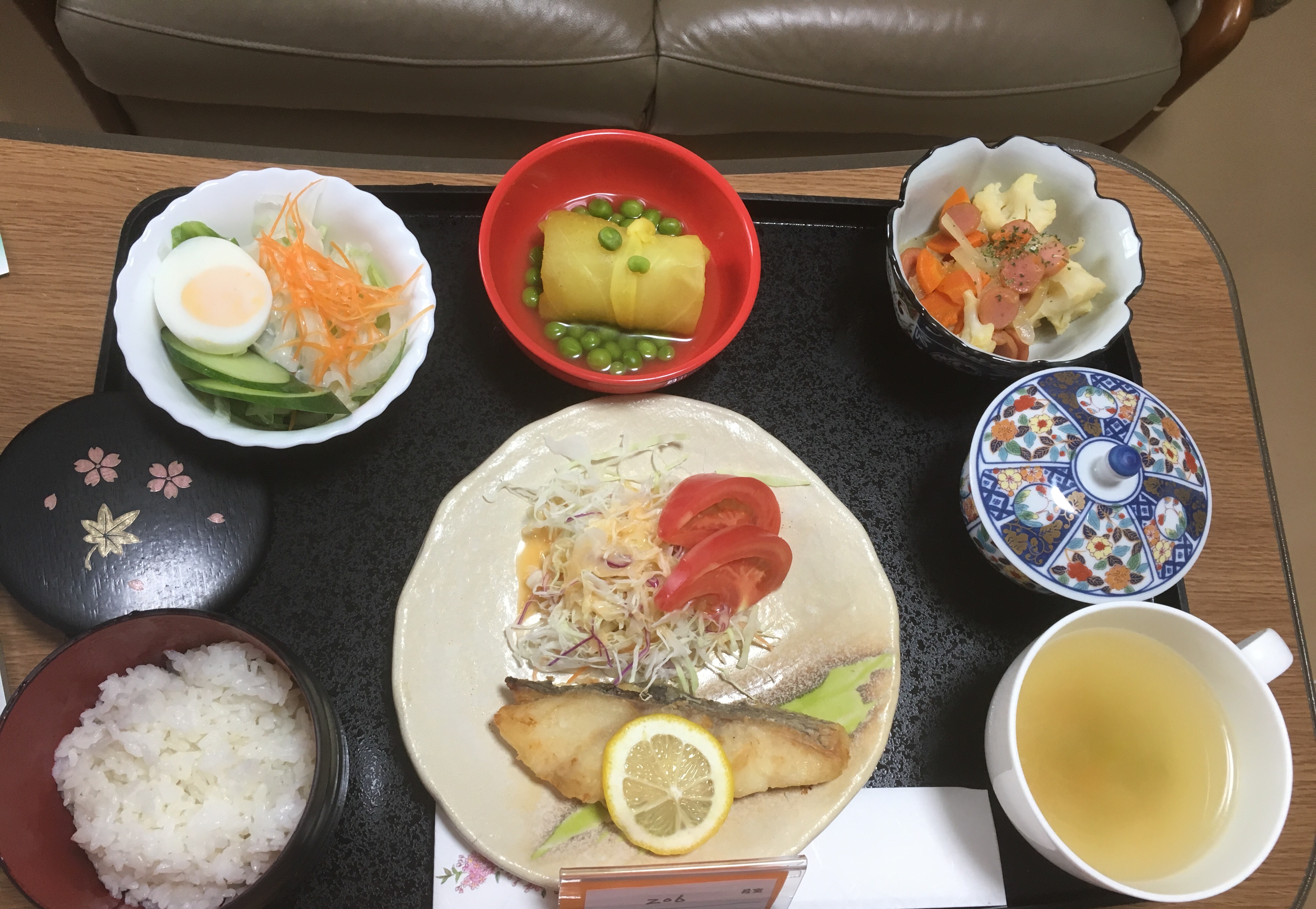 Майка показа с какво хранят родилките в Япония (галерия) 