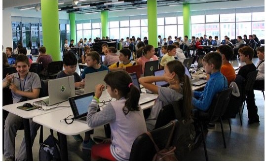 Училищна Телерик Академия стартира 65 безплатни школи по програмиране и дигитални науки 