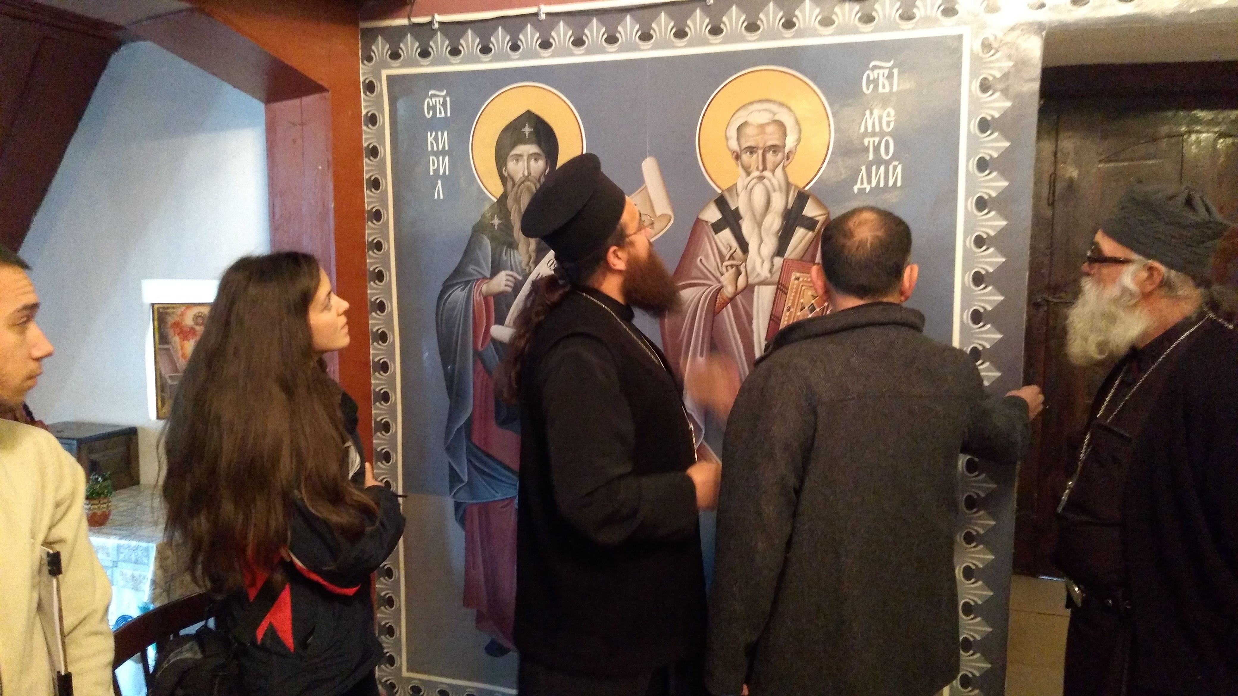 Студенти изографисват 170-годишна църква