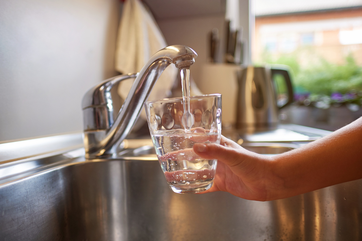 Флуорираната вода -  опасна за бременните   
