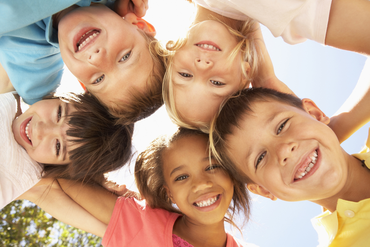 Децата се усмихват 40 пъти повече от възрастните 