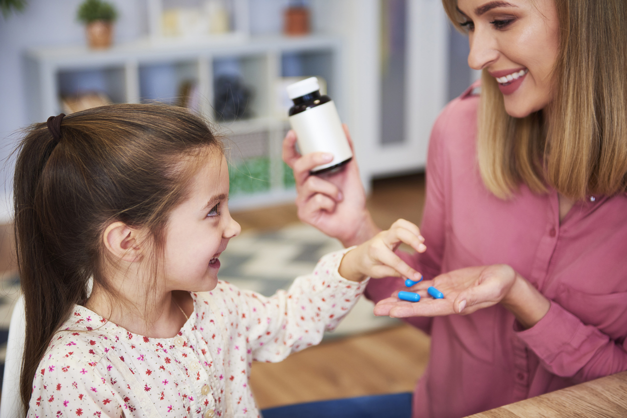 Как да дадем лекарство  на детето 
