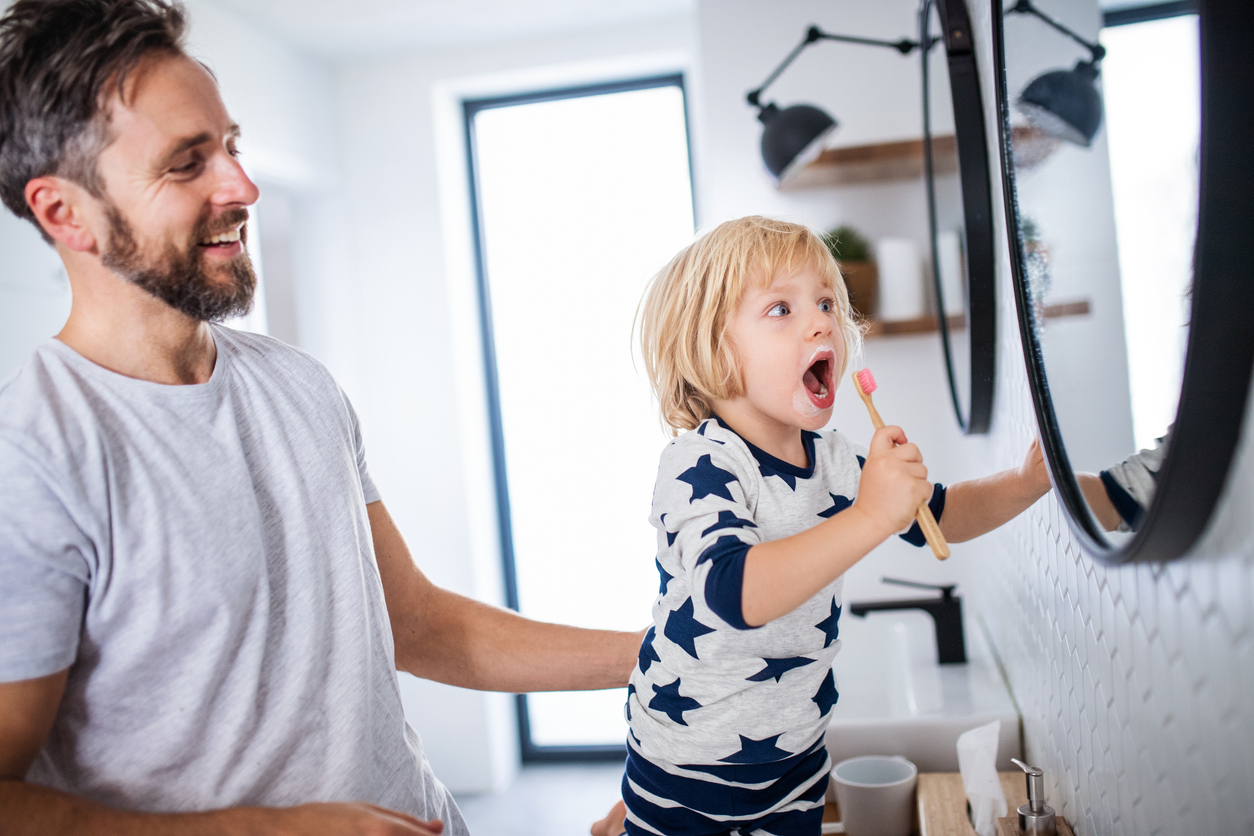 Детето не иска да си мие зъбите, пробвайте с 6 весели приложения 