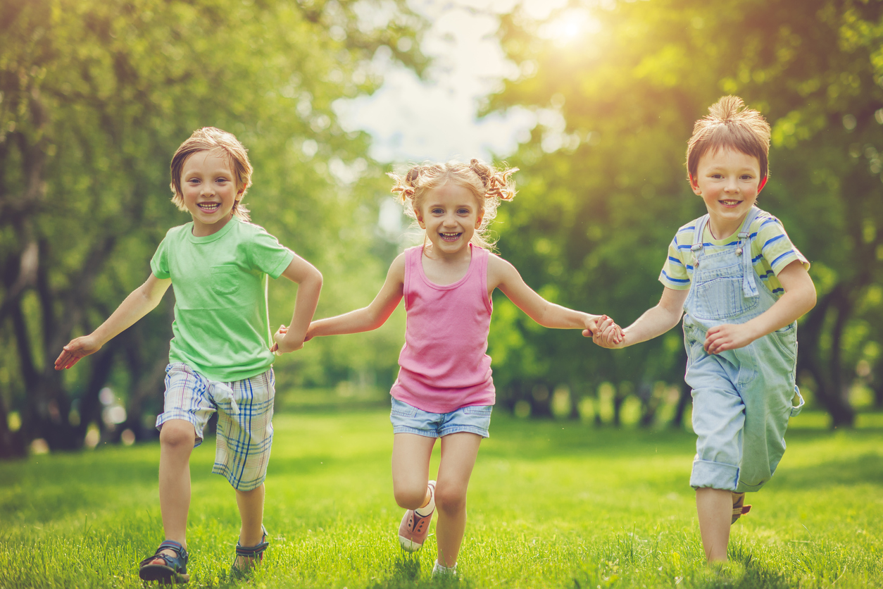 Едва 150 000 български семейства са с три или повече деца