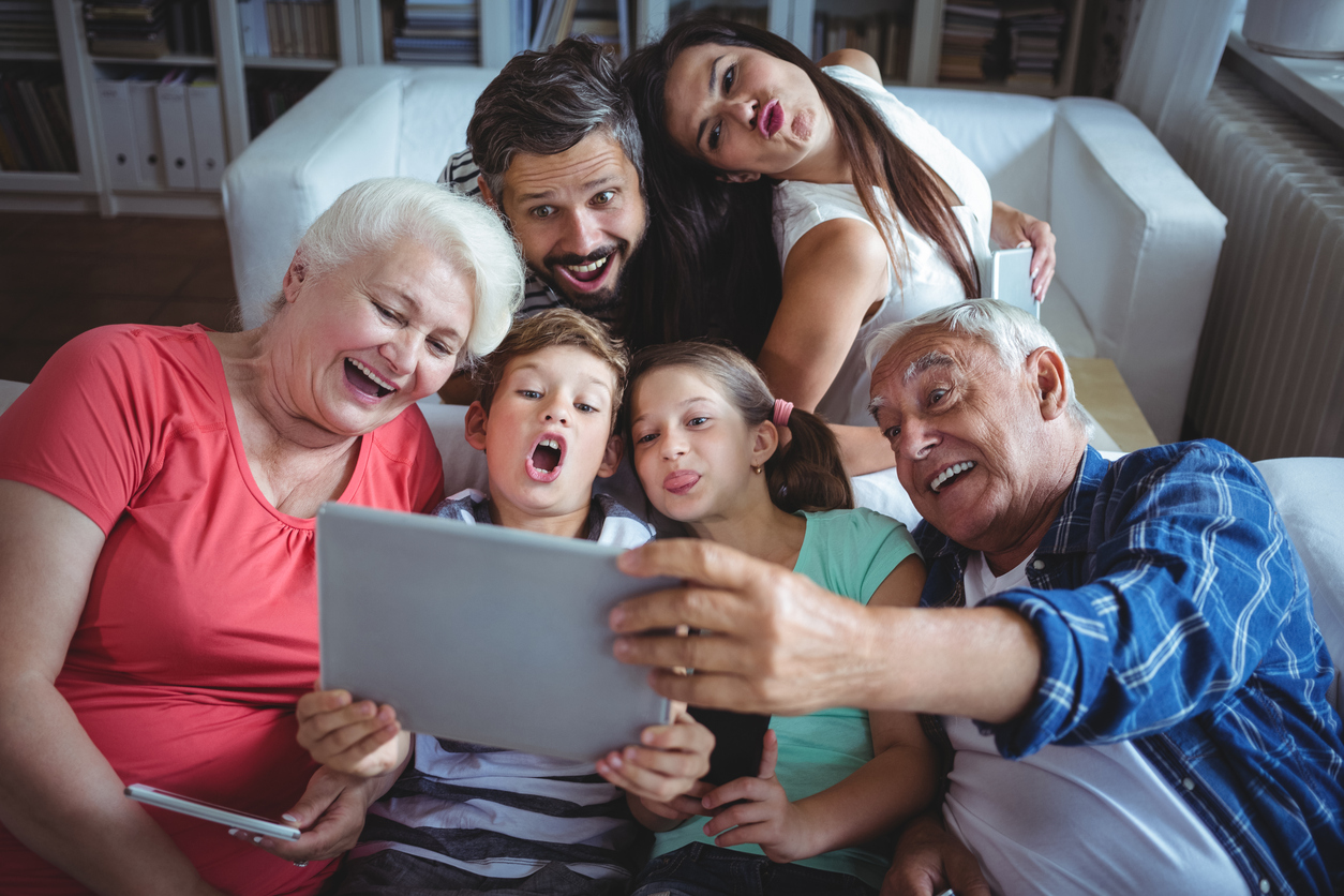 Мобилно приложение пази семейните спомени 