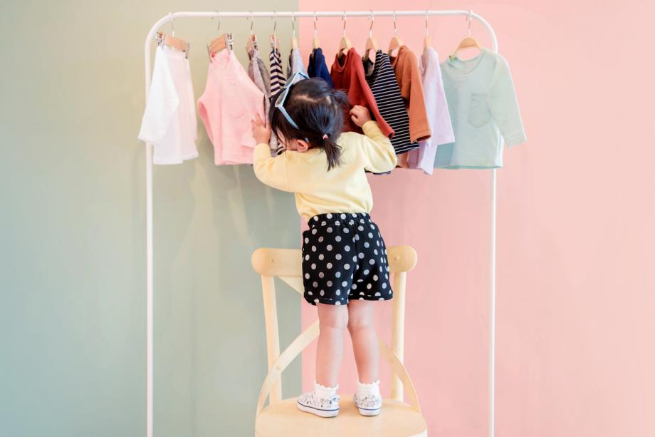 Детето иска само да избира дрехите си 