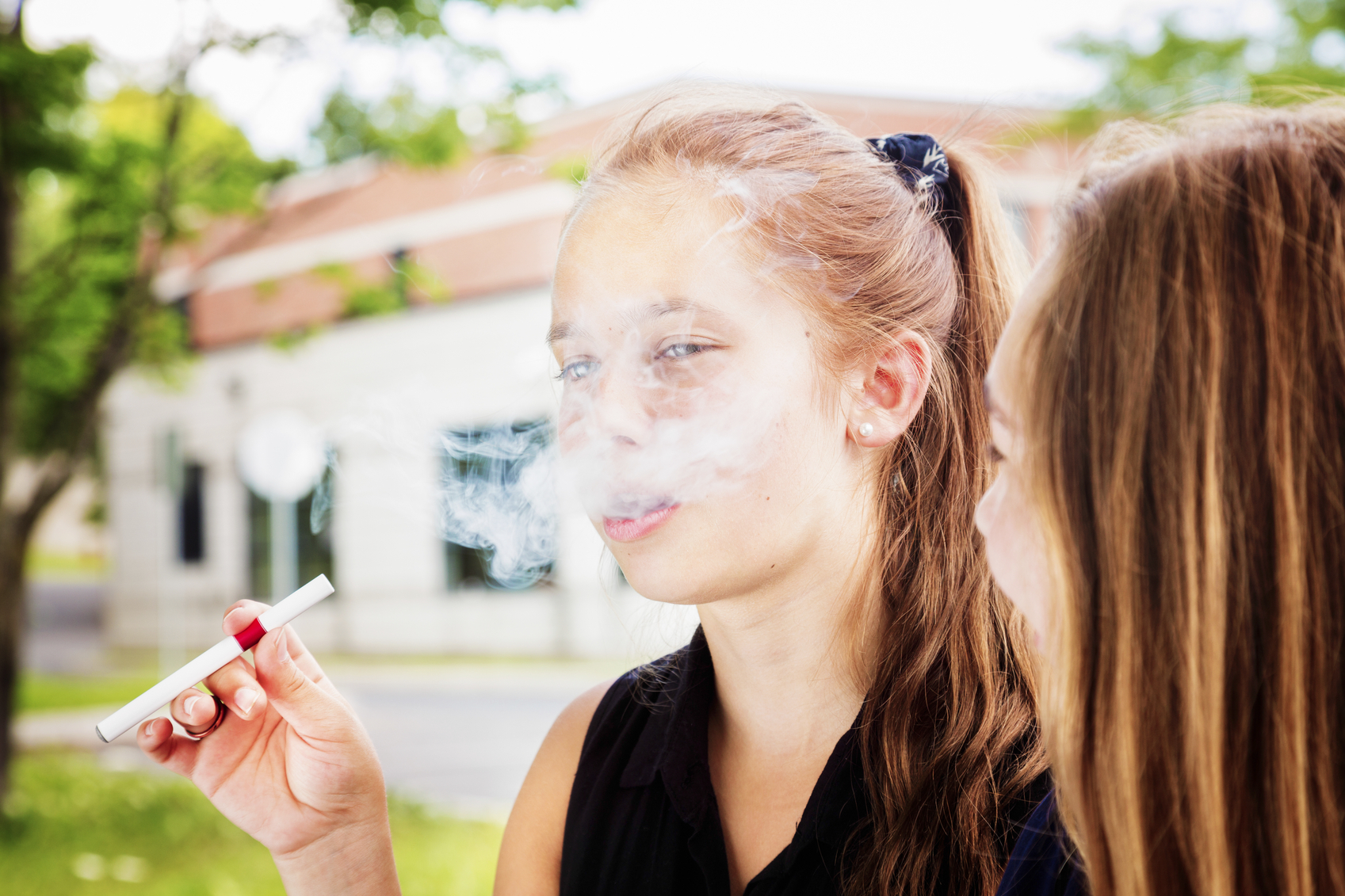 Употребата на електронни цигари вреди на тийнейджърите 