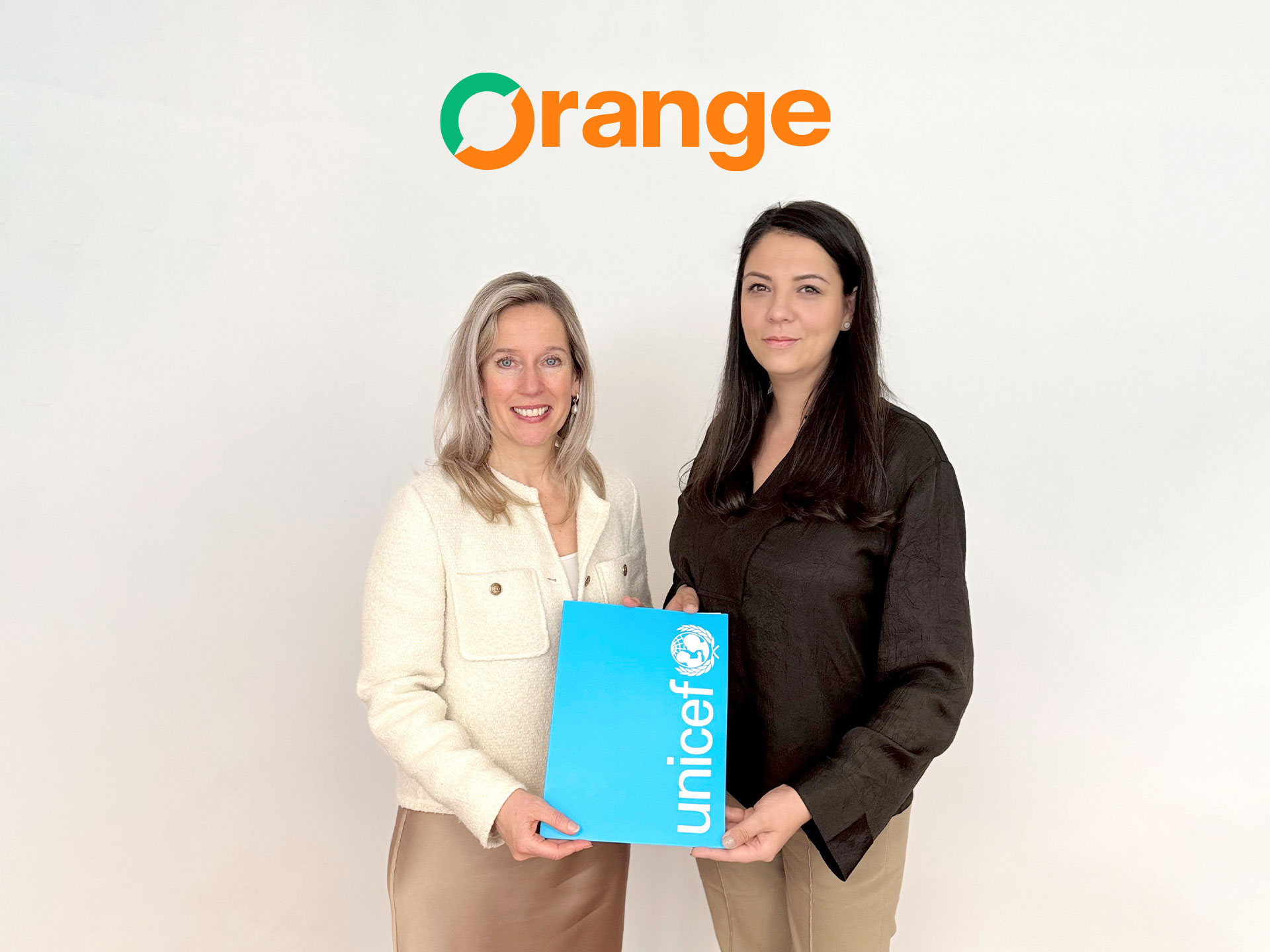 Книжарници Orange и УНИЦЕФ обединяват усилия за по-добро образование 