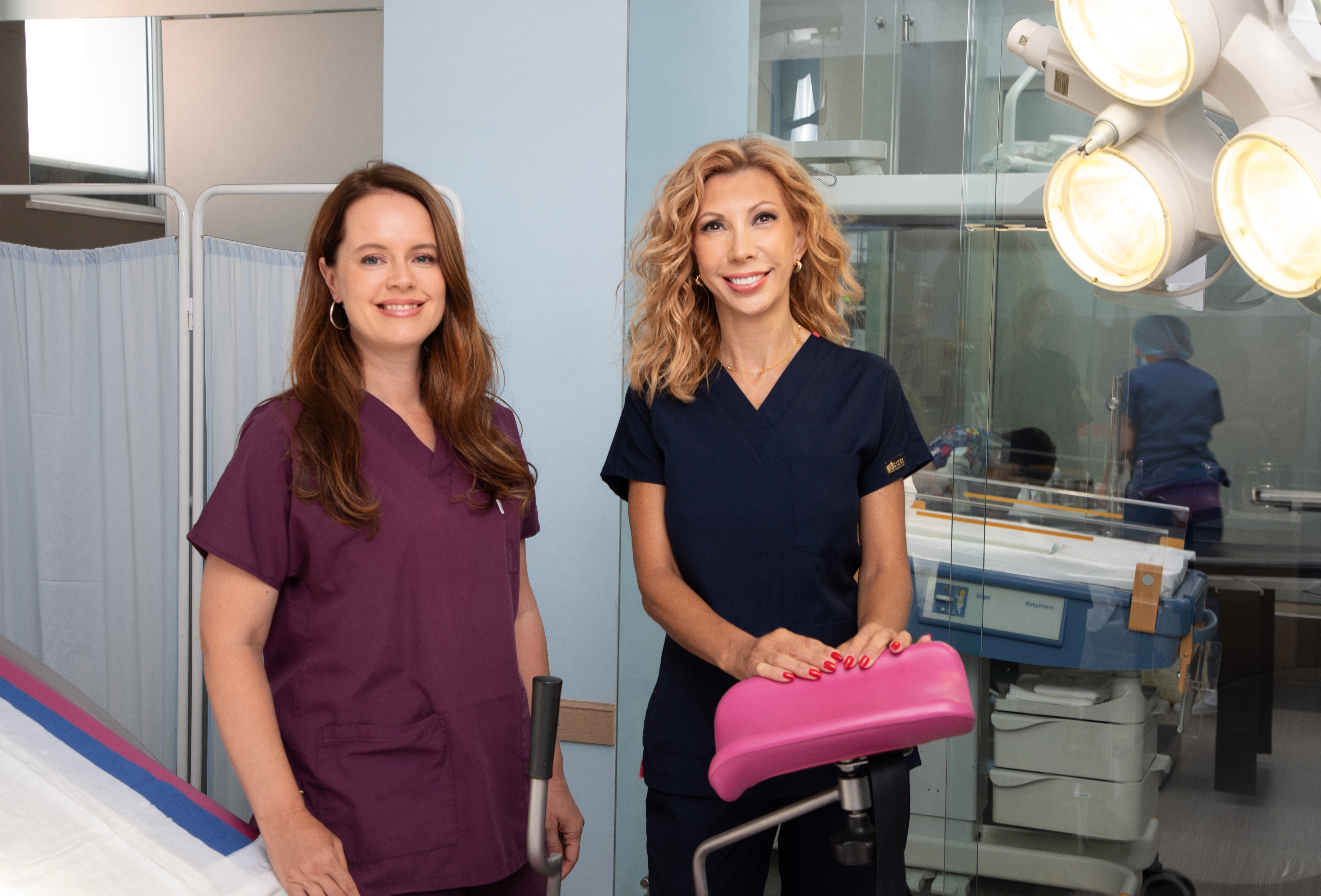 „От партньорско раждане до връзка, силна като атом“ събира 8 вдъхновяващи истории от родилна зала 