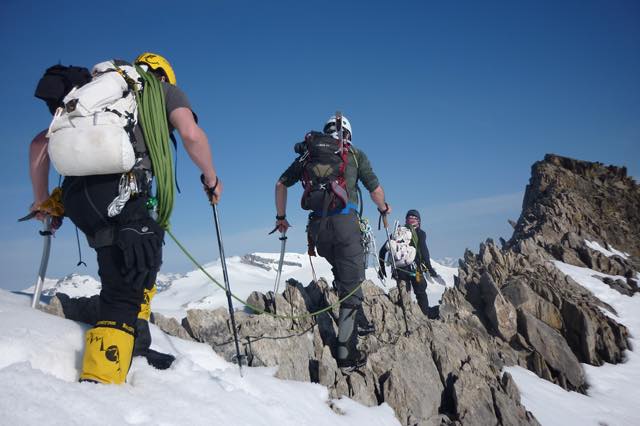 Начални стъпки в зимното планинарство 