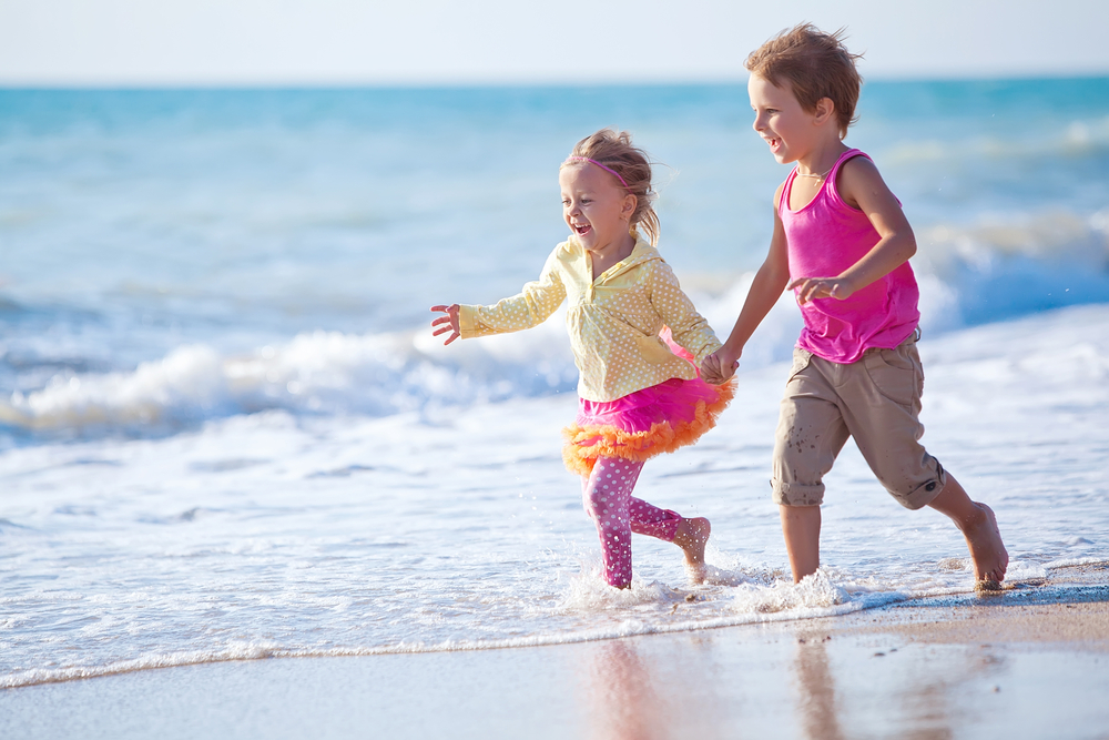 Как морето помага на децата при конкретни здравословни проблеми 
