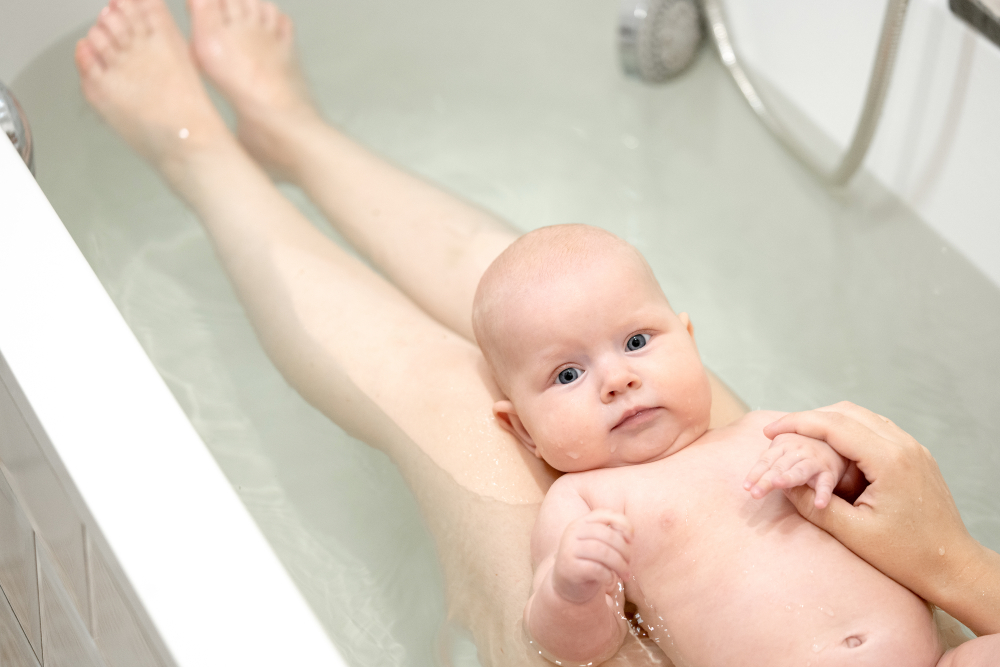 6 полезни съвета за къпане с бебето 