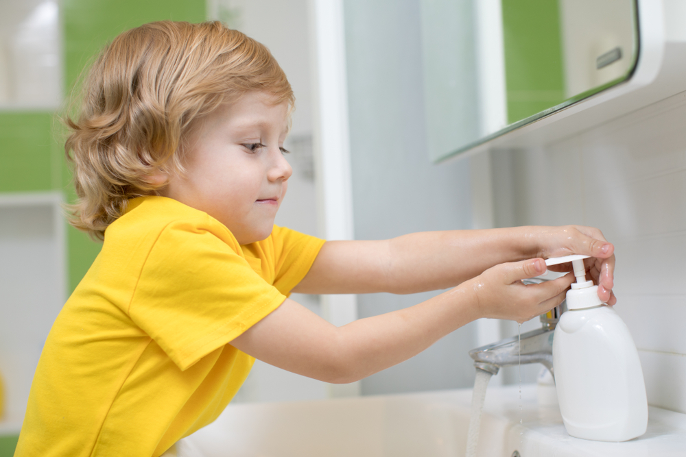 Инфекциите, които могат да се разпространят, когато не си измивате ръцете след тоалетна 