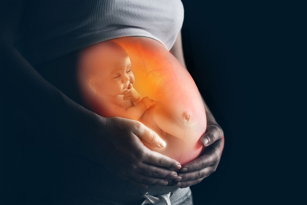 10 невероятни неща, които бебето прави в утробата 