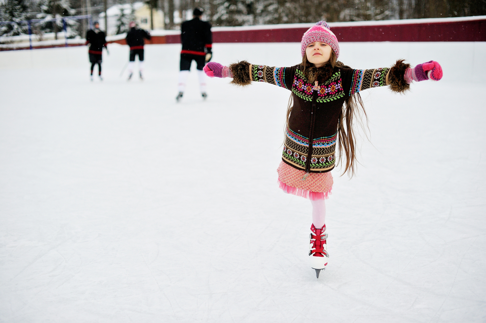 Защо е полезно децата да карат зимни кънки 